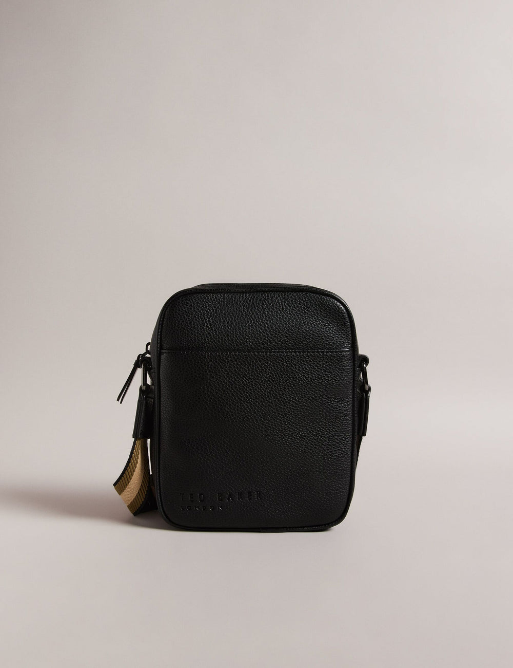 KIIAN | BLACK