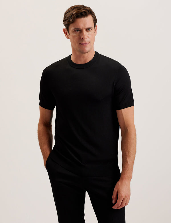 REYON | BLACK