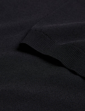 REYON | BLACK