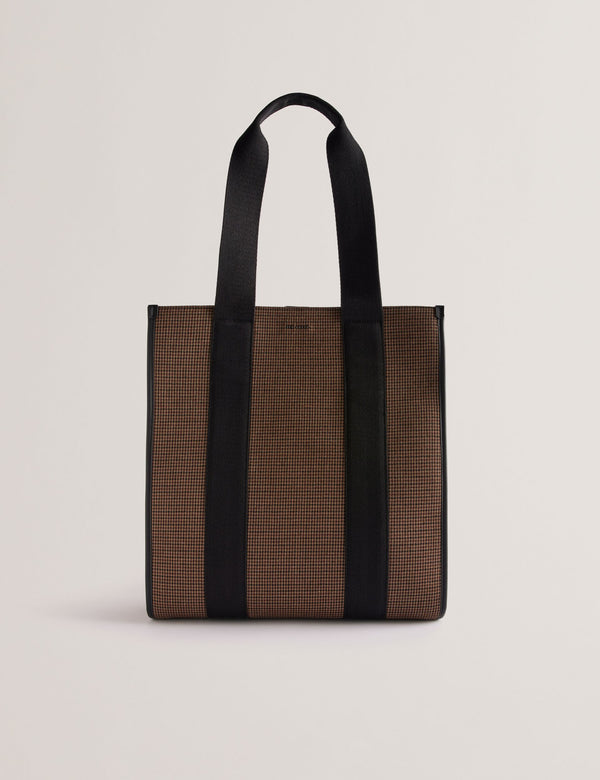 MALLICK | BLACK