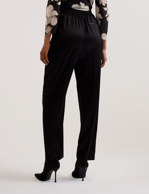 NATORI | BLACK