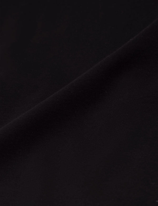 KONRRAD | BLACK