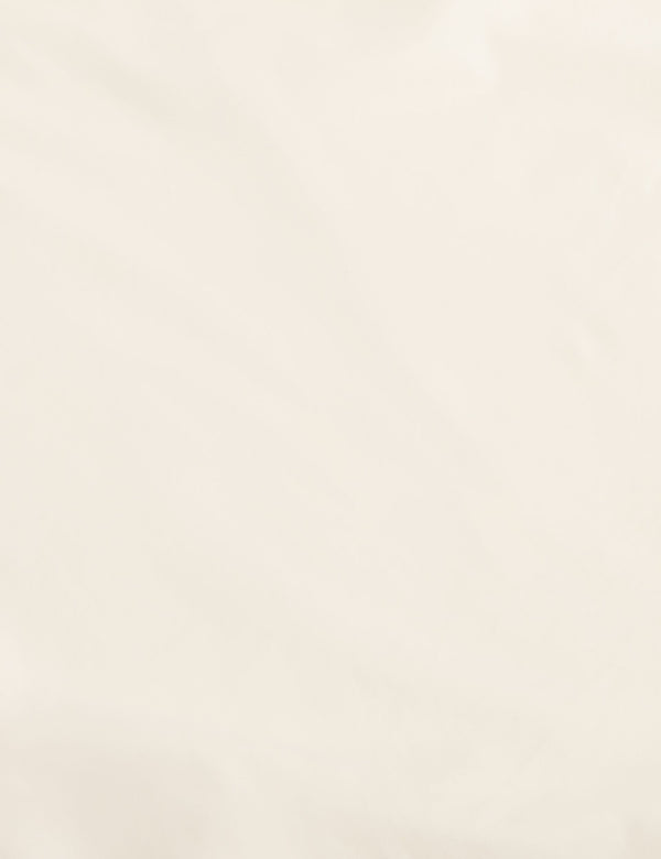 KONRRAD | WHITE