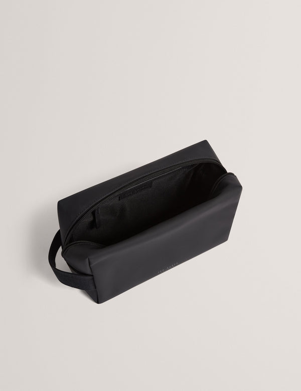 RYON | BLACK