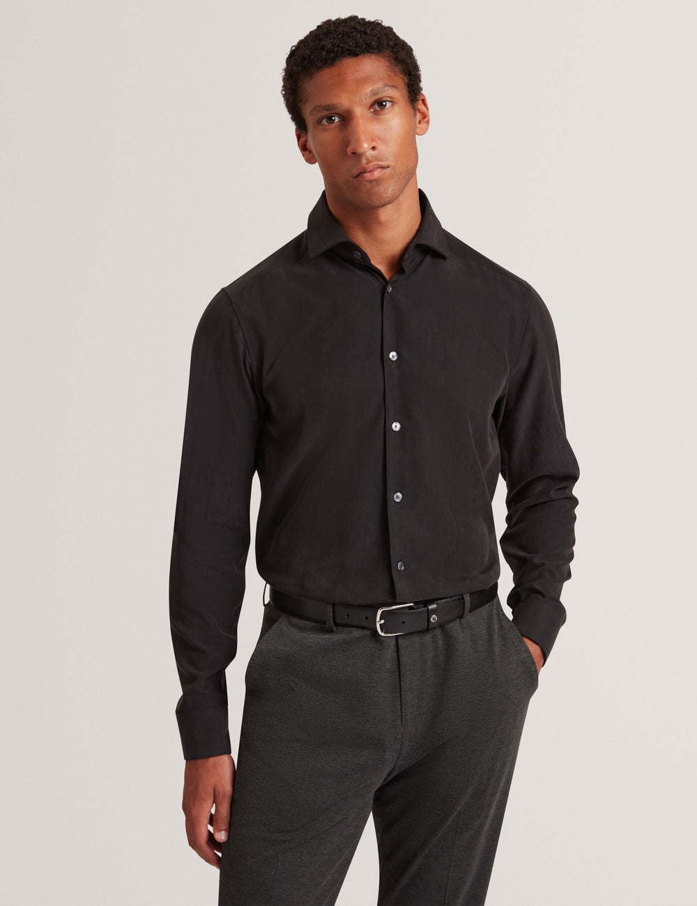 VALTINE | BLACK