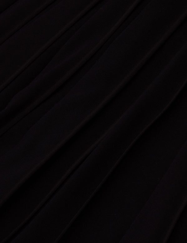 DAHRCY | BLACK