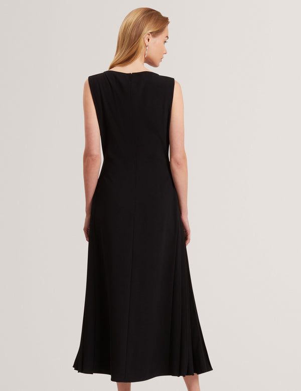 DAHRCY | BLACK