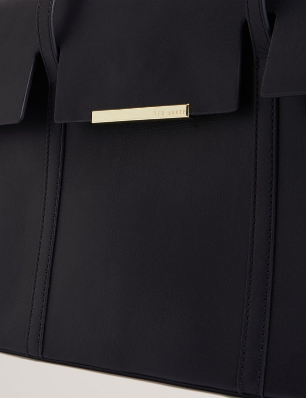 ROUSE | NAVY