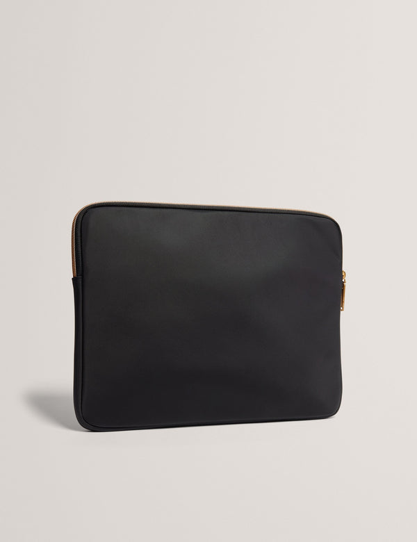 NYTALIA | BLACK