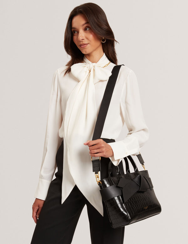 JJOSIA | BLACK