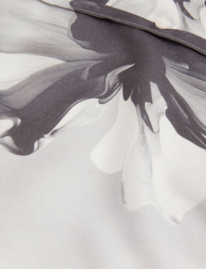AMUND | WHITE