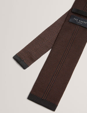 ONUR | BROWN