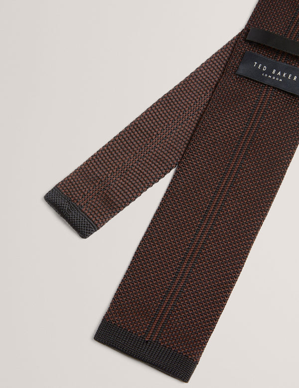 ONUR | BROWN