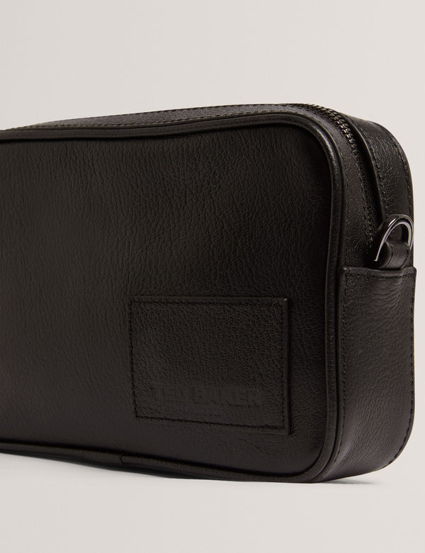 GRIFIN | BLACK