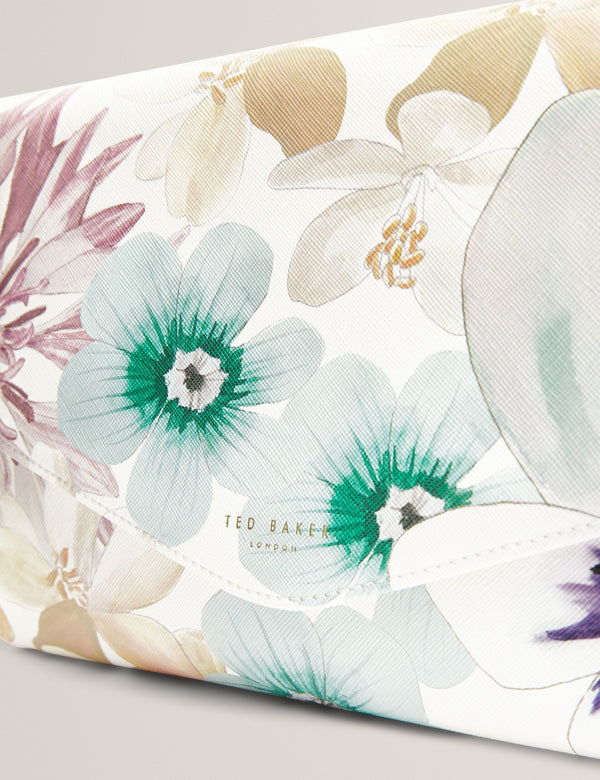 HELINII | WHITE