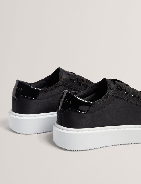 ZAIINA | BLACK
